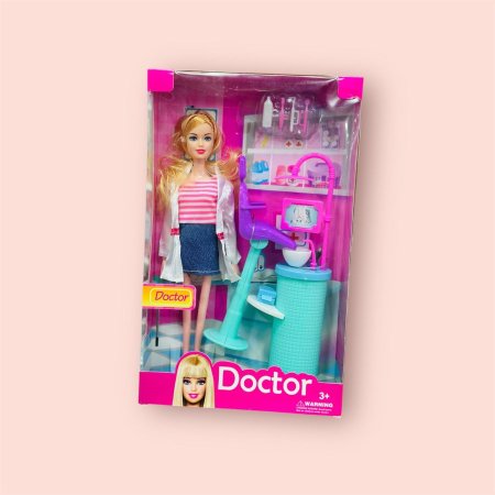 🩺 Doctor – دمية الطبيبة وأدوات الفحص