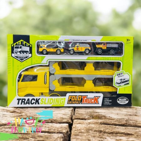 شاحنة ترك مع مضمار سيارات